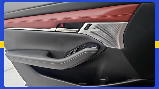 2019 Mazda Mazda3 Premium Package