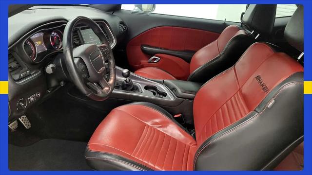 2016 Dodge Challenger 392 Hemi Scat Pack Shaker
