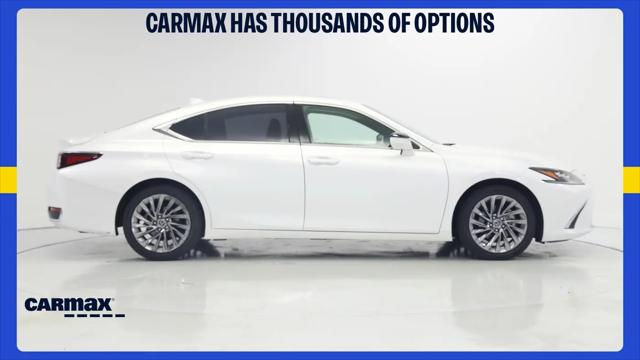 2024 Lexus ES 300h Luxury