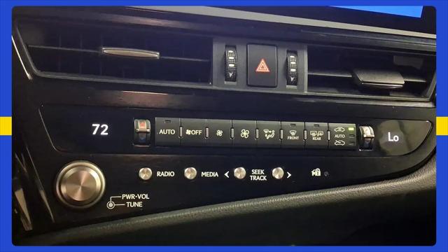 2024 Lexus ES 300h Luxury
