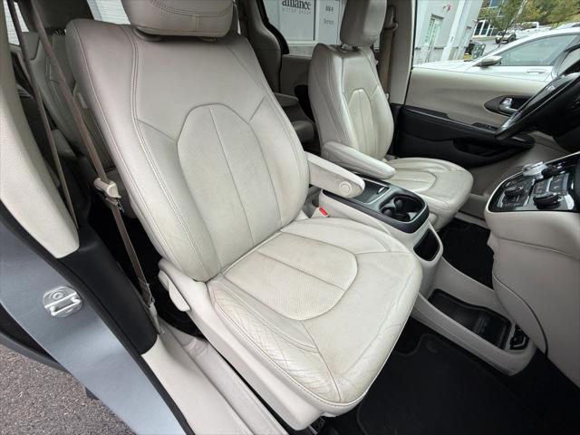 2021 Chrysler Pacifica Touring L