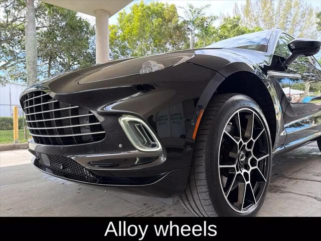 2021 Aston Martin DBX Standard