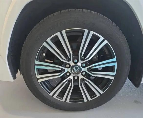 2024 Lexus LX Luxury