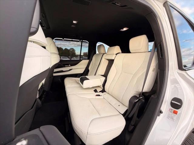 2024 Lexus LX Luxury