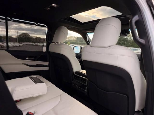 2024 Lexus LX Luxury