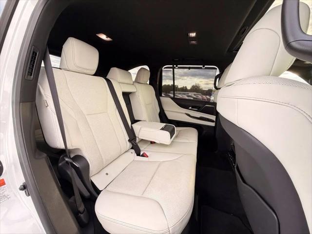 2024 Lexus LX Luxury