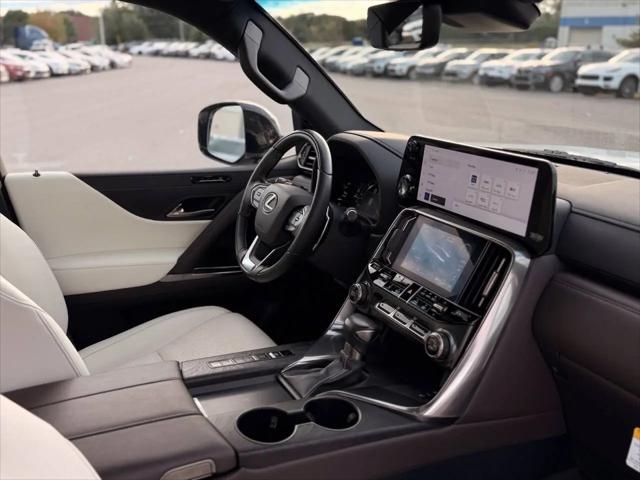 2024 Lexus LX Luxury
