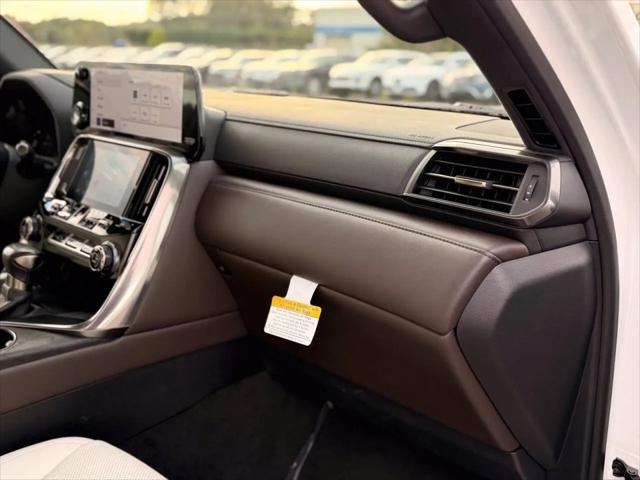 2024 Lexus LX Luxury