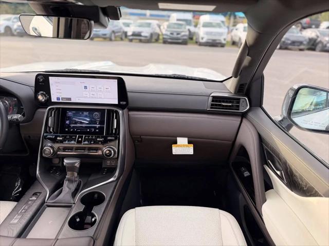 2024 Lexus LX Luxury