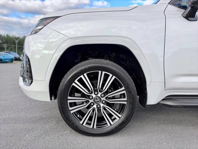 2024 Lexus LX Luxury