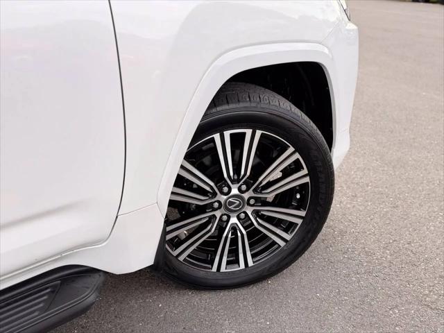 2024 Lexus LX Luxury