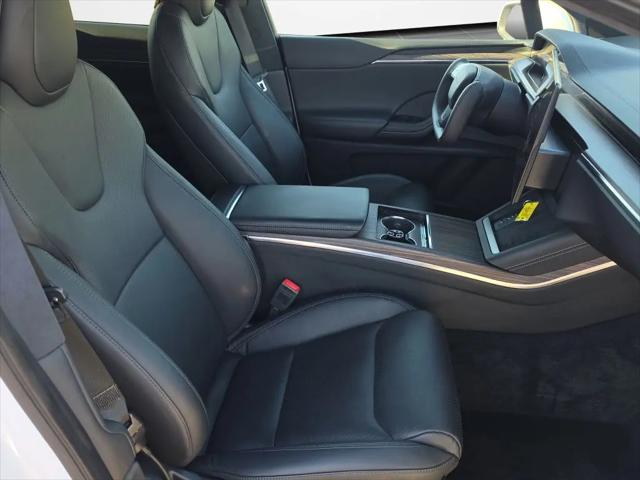 2023 Tesla Model X Standard Range