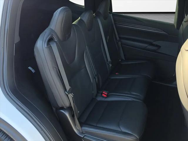 2023 Tesla Model X Standard Range