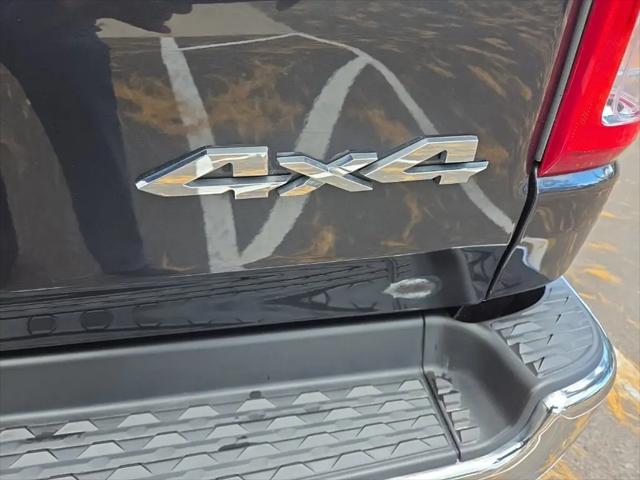 2021 Ram 1500 Big Horn Crew Cab 4x4 57 Box