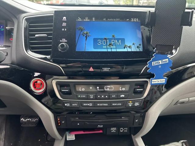 2020 Honda Pilot AWD Touring 8 Passenger