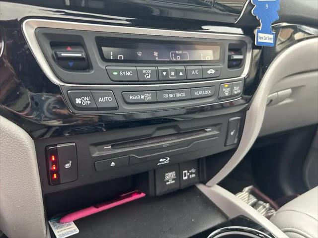 2020 Honda Pilot AWD Touring 8 Passenger