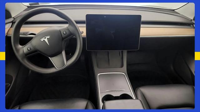 2021 Tesla Model 3 Standard Range Plus Rear-Wheel Drive
