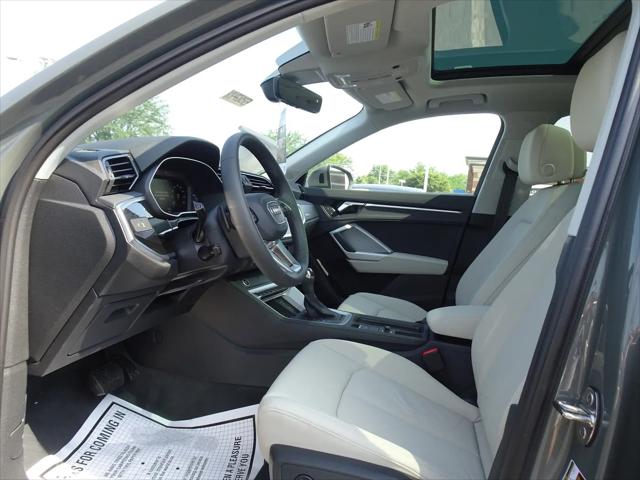 2025 Audi Q3 Premium 45 TFSI S line quattro Tiptronic