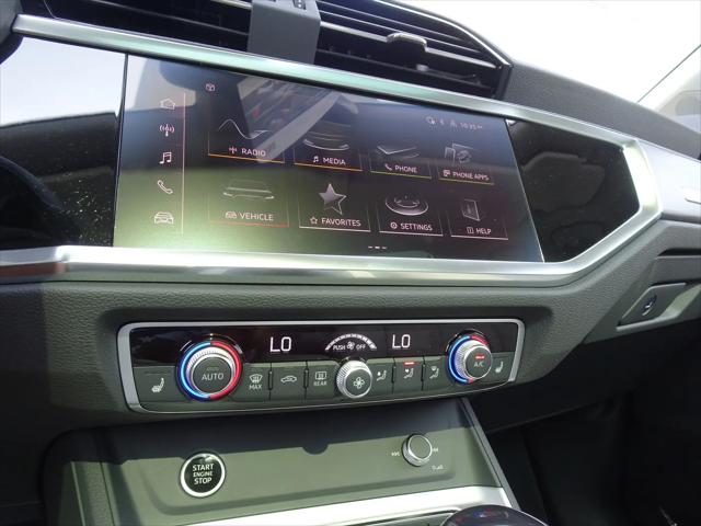 2025 Audi Q3 Premium 45 TFSI S line quattro Tiptronic
