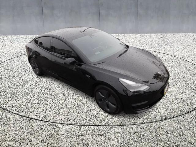 2021 Tesla Model 3 Standard Range Plus Rear-Wheel Drive