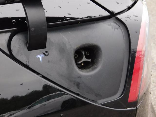 2021 Tesla Model 3 Standard Range Plus Rear-Wheel Drive