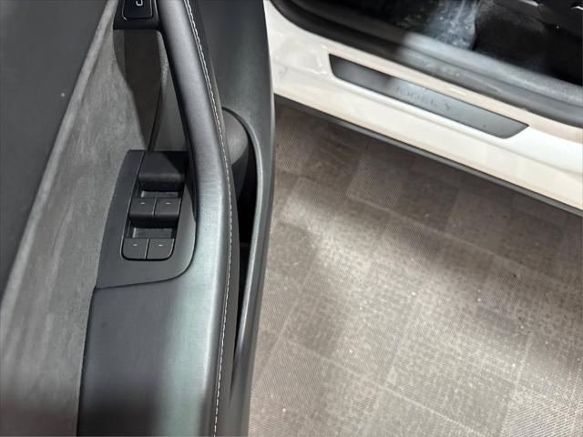 2021 Tesla Model 3 Standard Range Plus Rear-Wheel Drive