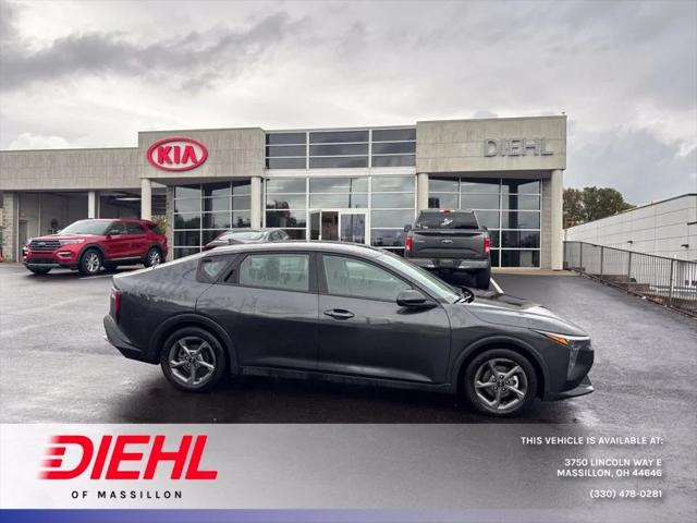 2025 Kia K4 LXS 2025 Kia K4 LXS
