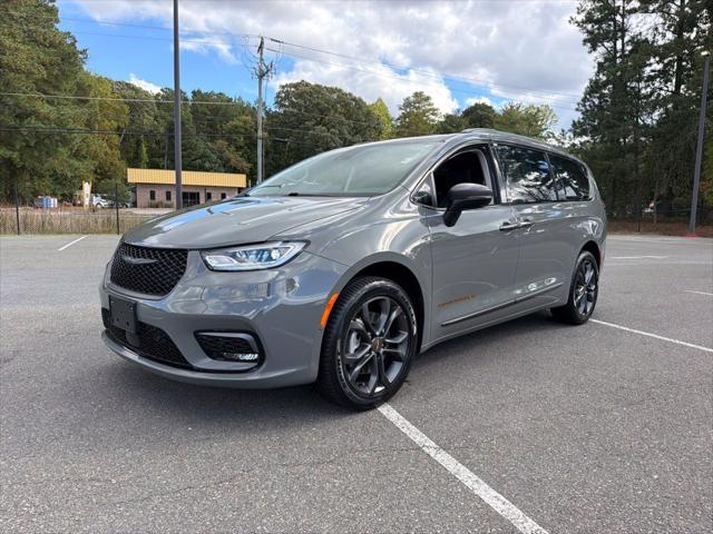 2023 Chrysler Pacifica Touring L AWD 2023 Chrysler Pacifica Touring L AWD