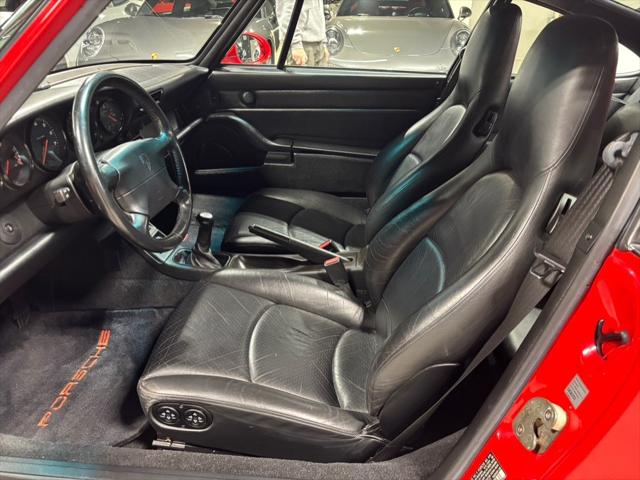 1995 Porsche 911 Carrera 4