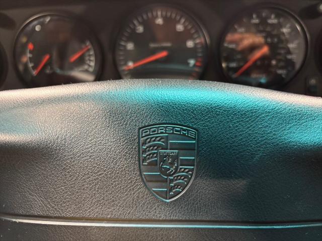 1995 Porsche 911 Carrera 4