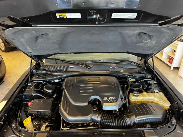 2016 Dodge Challenger SXT