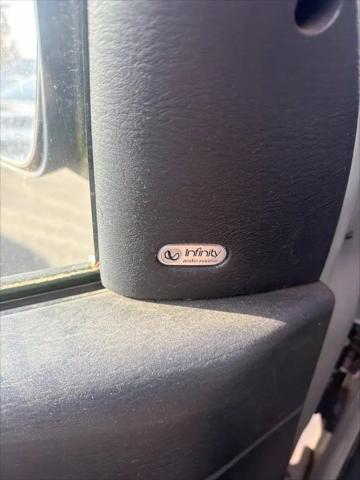 2004 Dodge Ram 3500 SLT/Laramie