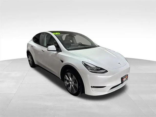 2021 Tesla Model 3 Standard Range Plus Rear-Wheel Drive