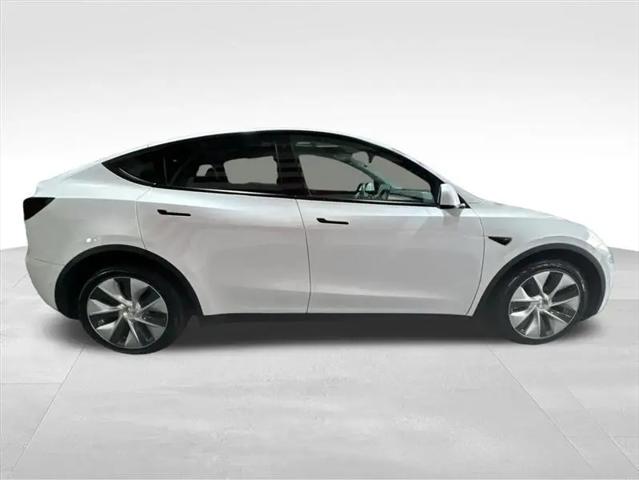 2021 Tesla Model 3 Standard Range Plus Rear-Wheel Drive