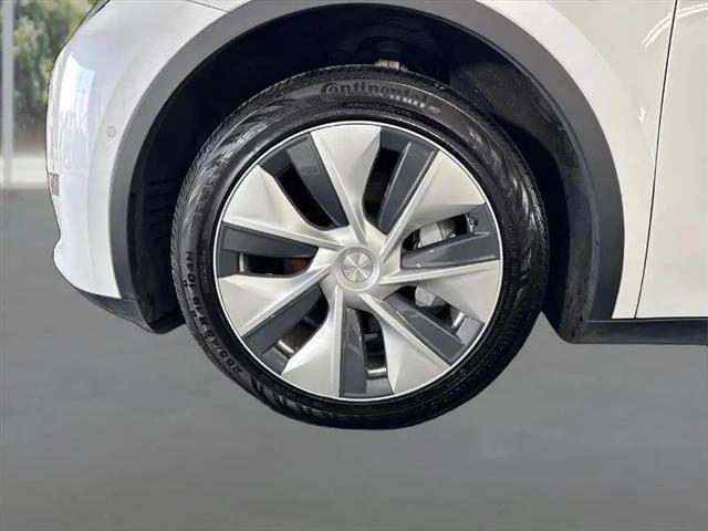 2021 Tesla Model 3 Standard Range Plus Rear-Wheel Drive