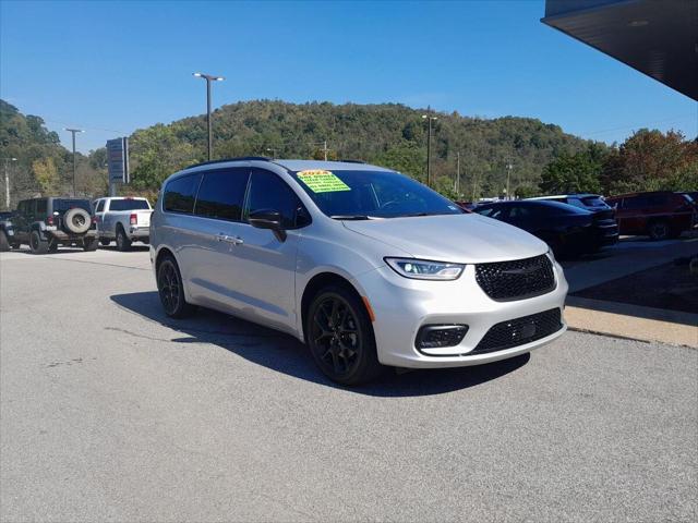 2024 Chrysler Pacifica Touring L AWD