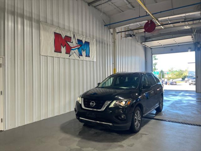 2019 Nissan Pathfinder SV 2019 Nissan Pathfinder SV