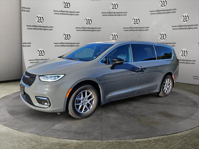 2025 Chrysler Pacifica Select 2025 Chrysler Pacifica Select