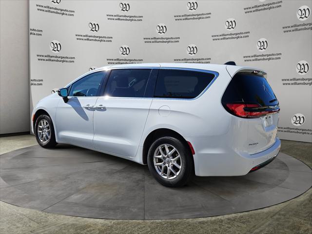 2025 Chrysler Pacifica Select 2025 Chrysler Pacifica Select
