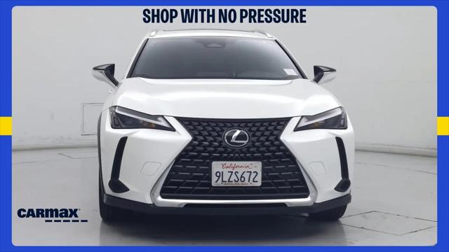 2025 Lexus 300 UX 300h