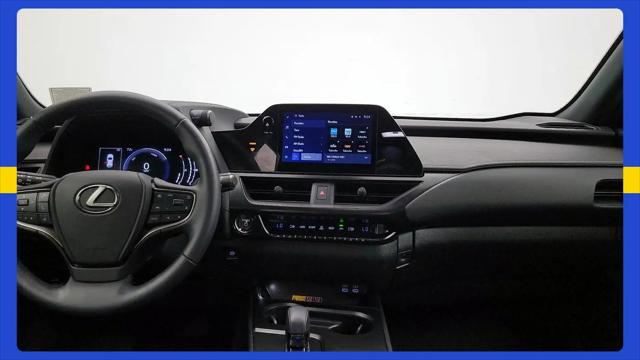 2025 Lexus 300 UX 300h