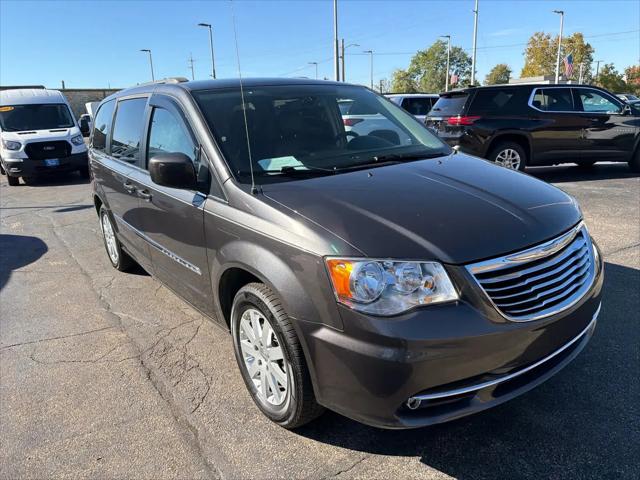 2016 Chrysler Town & Country Touring for sale near Hamilton, OH