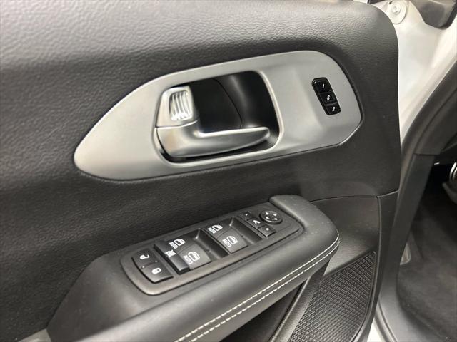 2025 Chrysler Pacifica Limited AWD