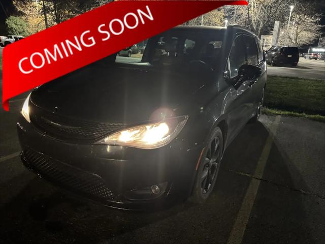 2020 Chrysler Pacifica Touring L Plus for sale near Columbus, OH