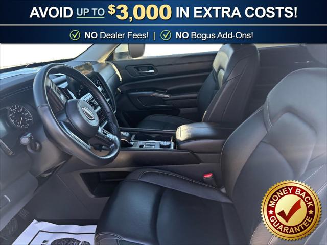 Used 2025 Nissan Pathfinder SL 4WD For Sale in Muscle Shoals, AL