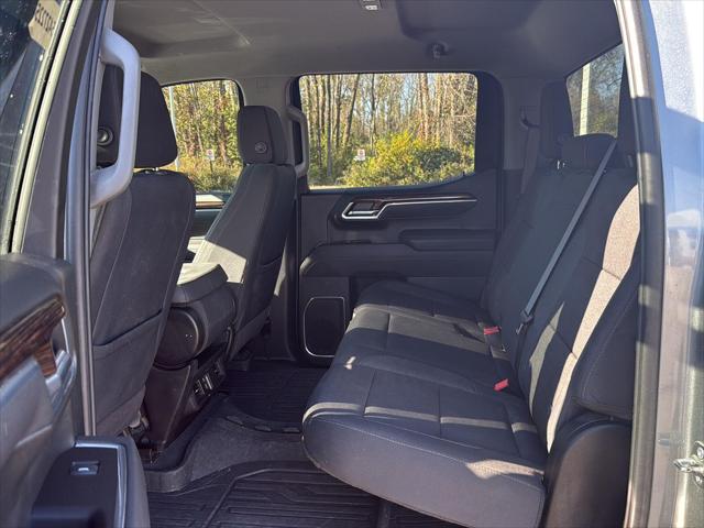 Used 2025 GMC Sierra 1500 Crew Cab  Short Bed  SLE  4WD For Sale in Jackson, MI