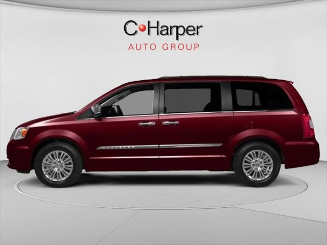 2014 Chrysler Town and Country Touring 2014 Chrysler Town and Country Touring