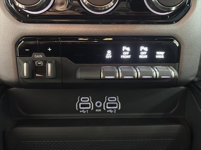 New 2026 RAM 1500 Big Horn Crew Cab 4x4 57" Box For Sale in Wilmington, OH