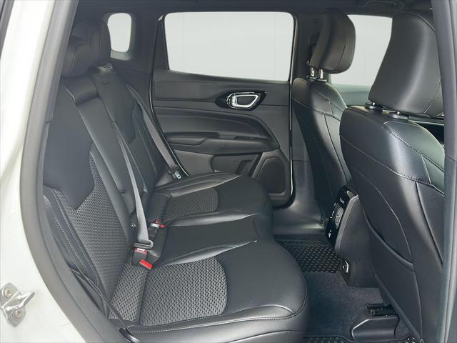 New 2026 Jeep Compass Latitude Altitude For Sale in Wilmington, OH
