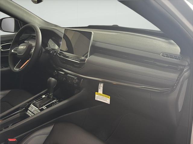 New 2026 Jeep Compass Latitude Altitude For Sale in Wilmington, OH